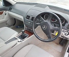 Mercedes C-Class - Image 6/9