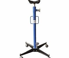 ** SELECTION OF GARAGE EQUIPMENT **