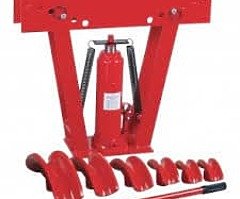 ** SELECTION OF GARAGE EQUIPMENT ** - Image 5/8