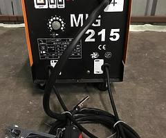 Brand new US Snap - Mac 215 Mig Welder