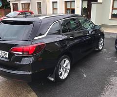 Opel Astra SRI 1.4 turbo - Image 4/9