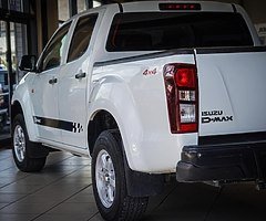Isuzu Dmax 2.5l twin turbo 4x4