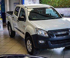 Isuzu Dmax 2.5l twin turbo 4x4 - Image 3/5