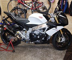 2014 Aprilia V4