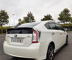 Toyota Prius 2015 Automatic - Image 3/10