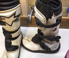 boys Mx clothing/helmets - Image 6/9