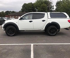 2015 Mitsubishi L200 - Image 3/10