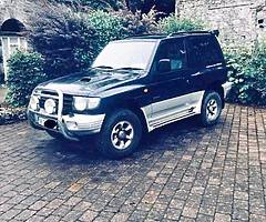 Mitsubishi pajero 2.8 litre engine (wanted)