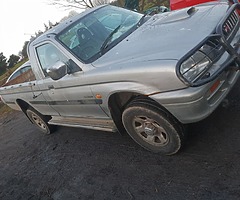 Mitisbushi l200 - Image 3/8