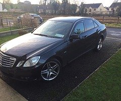 Mercedes Benz E220d Auto