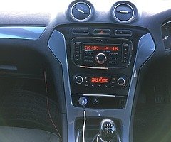 2013 Ford Mondeo 1.6 TDCi Zeteck ECO S/S - Image 8/10