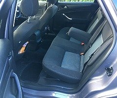 2013 Ford Mondeo 1.6 TDCi Zeteck ECO S/S - Image 9/10