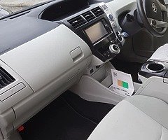 Toyota Prius Hybrid 2013 - Image 7/10