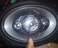 4 door speakers, box with big speaker so all 4 speaker and box 130 euro and radio fm transfer 20 eur - Image 3/10