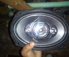 4 door speakers, box with big speaker so all 4 speaker and box 130 euro and radio fm transfer 20 eur - Image 5/10