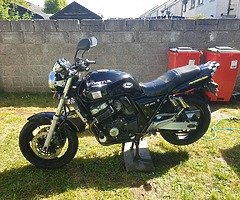 Cb400