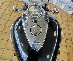 2000 Suzuki Intruder - Image 5/8