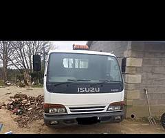 Anyone breaking 3.1 isuzu npr