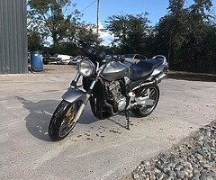 Honda Hornet 900cc
