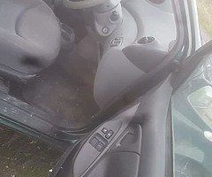 Toyota Yaris For Parts