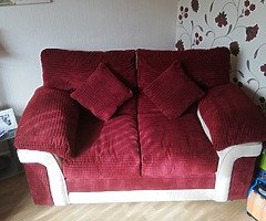 chair+puffy+rug - Image 5/5