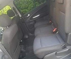 Ford Galaxy - Image 4/10