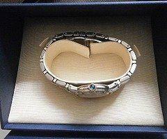 STUNNING RAYMOND WEIL LADIES WATCH