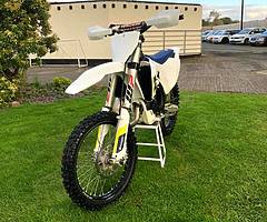 2017 tc125