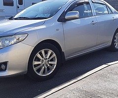 09 toyota corolla - Image 3/9