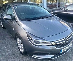 171 Opel Astra 1.6 CDTi SC 110 bhp 5 door only 46k miles. Tax €180 €12,950