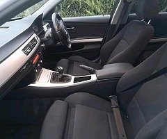 2011 BMW Series 3 - Image 4/5