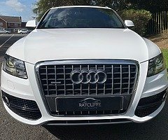 2011 Audi Q5 2.0 S-LINE QUATTRO