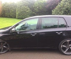 2009 Volkswagen Golf - Image 4/8