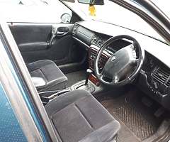 VAUXHALL VECTRA AUTO