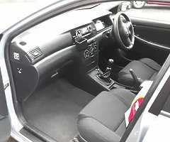 Toyota corolla - Image 3/8