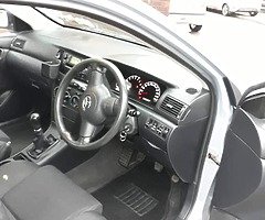 Toyota corolla - Image 7/8