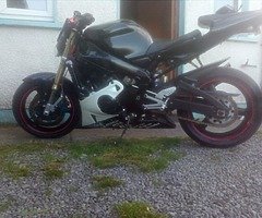 01 Yamaha r1 street fighter swop
