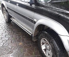 Mitsubishi l200 - Image 6/7
