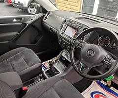 2015 Volkswagen Tiguan 2.0 TDi BlueMotion Tech Match Edition 150 - Image 8/10