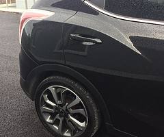 SsangYong Tivoli - Image 5/6