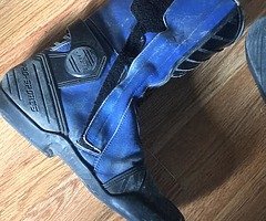 Motorcycle jacket and trousers boots
