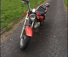 2000 suzuki mauruder 125cc cruiser