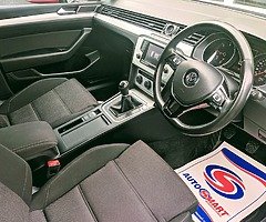 2015 Volkswagen Passat 2.0 TDI SE - Image 8/10