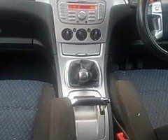 Ford Galaxy - Image 3/9