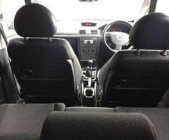 2009 Vauxhall  - Image 3/6