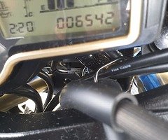 2016 MOTO GP GSR 750 SUZUKI - Image 8/9