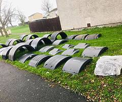 Lorry selection of mud guards