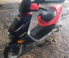 Aprilia sr 125cc low miles MAY PX try me