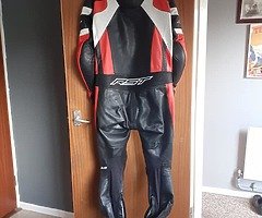 I full set RST leathers - Image 7/7