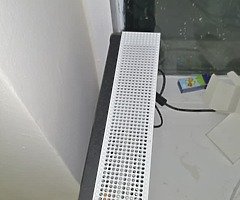 Xbox 1 for swap of ps4 need gone comes wi controller - Image 8/8